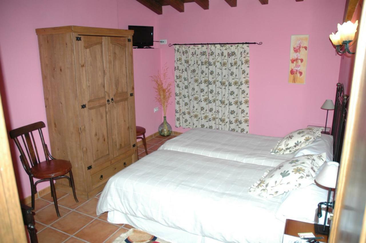 Casa Rural El Pedroso Villar del Pedroso Exterior photo