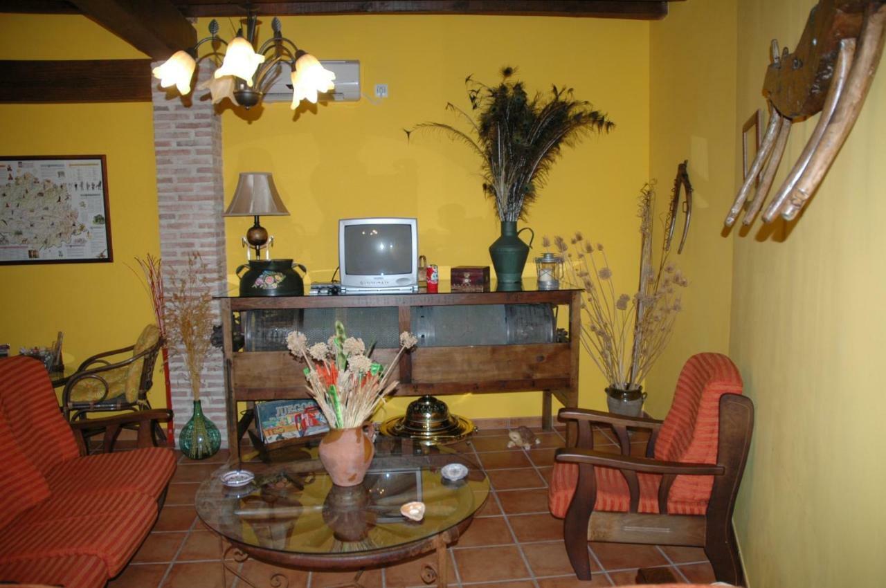 Casa Rural El Pedroso Villar del Pedroso Exterior photo